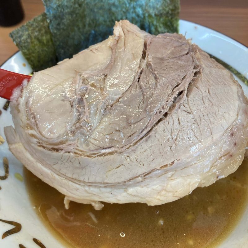 【麺家 たいせい】のほろほろ豚バラチャーシュー 大判の一枚