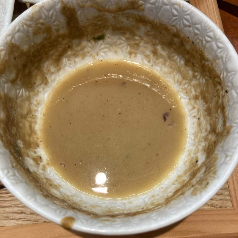 与野【御影麺 鏑矢】のスープ割りしたつけ汁